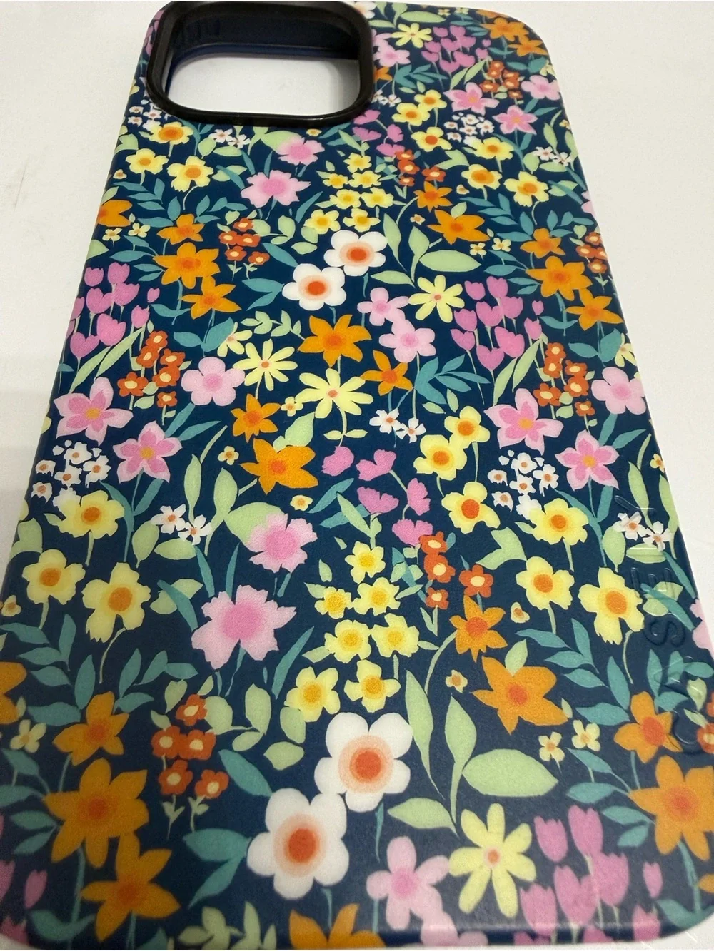 casely slim protective